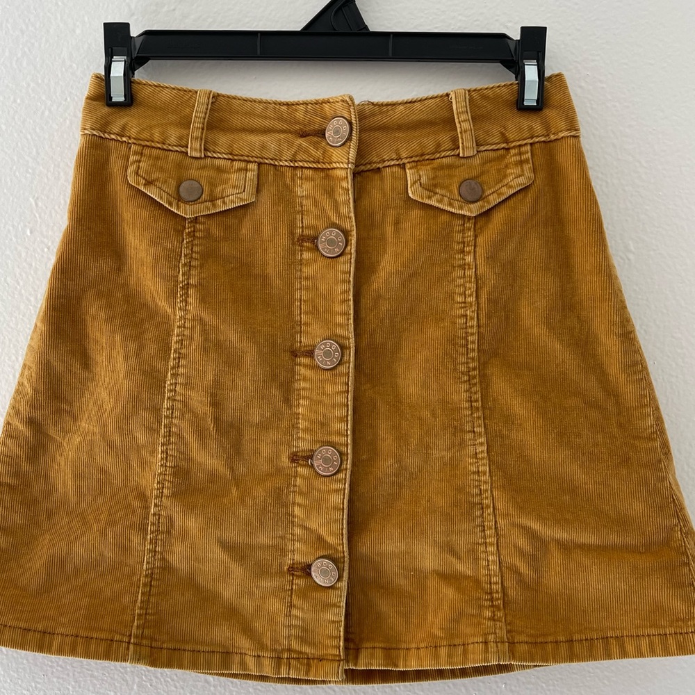 Corduroy skirt